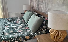 Old Town Premium Apartment - Ghetto Heroes Square View